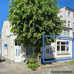 Surfkajüte - In Warnemünde *
