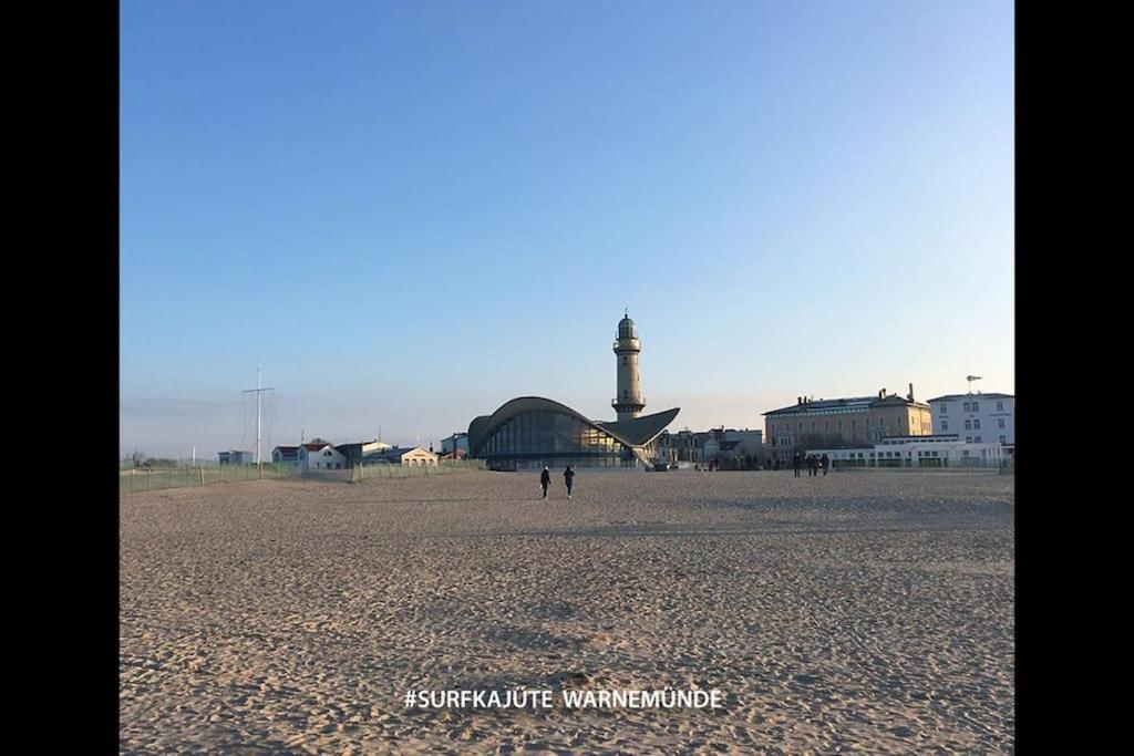 Surfkajuete - In Warnemuende * Rostock