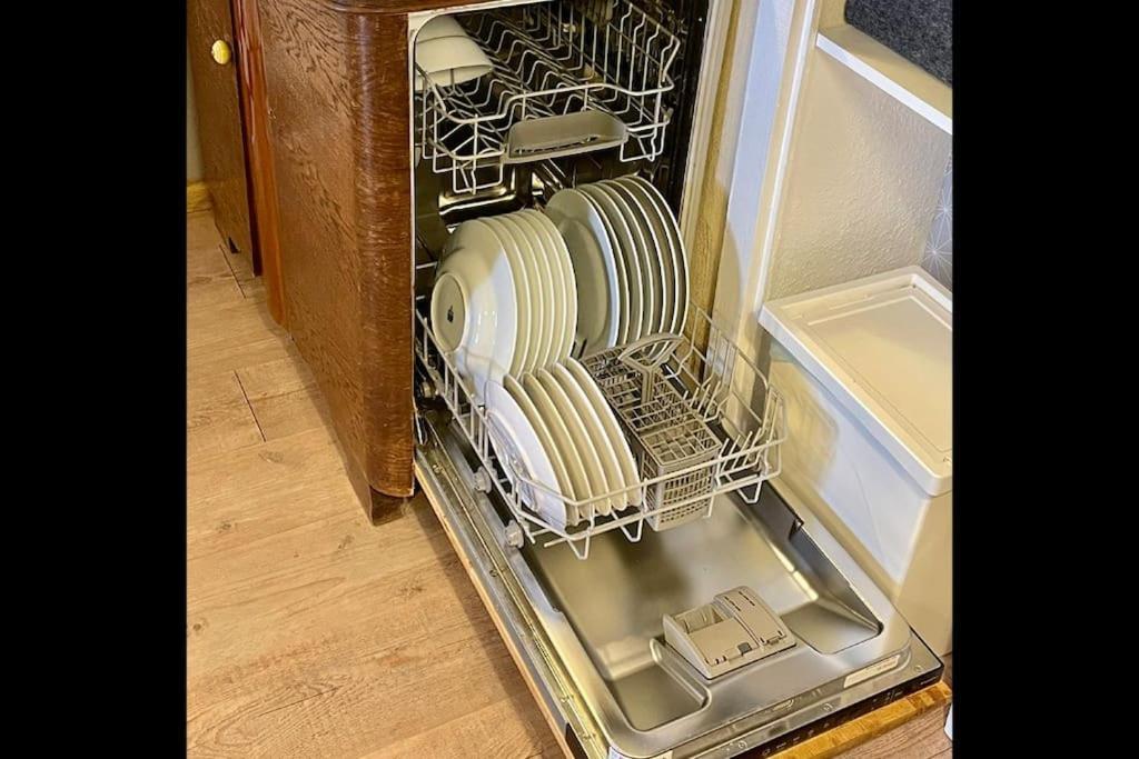 Surfkajuete - In Warnemuende * Rostock