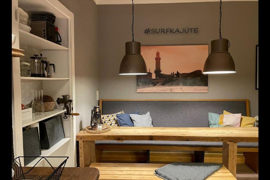 Surfkajuete - In Warnemuende * Rostock