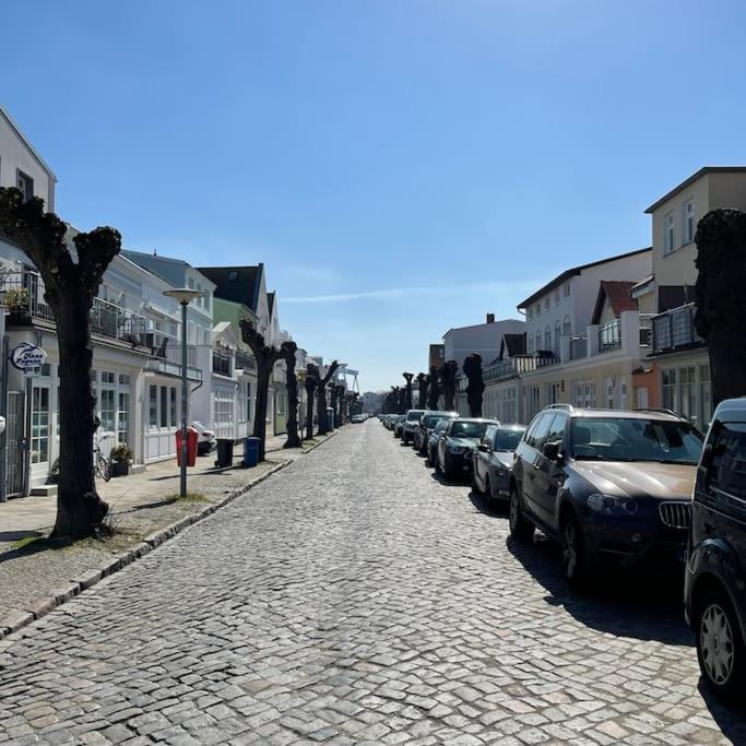 Surfkajuete - In Warnemuende